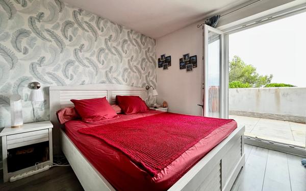 Maison à vendre    6 pièces •  Miramas