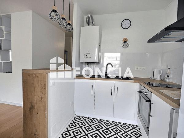 Location Studio meublé 33.31 m² - 1 IMPASSE BERLIOZ Pau 64000