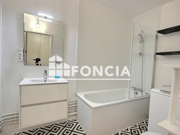 Location Studio meublé 33.31 m² - 1 IMPASSE BERLIOZ Pau 64000