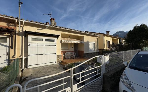 Maison à vendre    4 pièces •  Prades