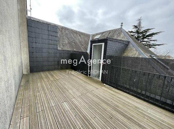 Immeuble à LA ROCHE-SUR-YON, 85000 - 454m²