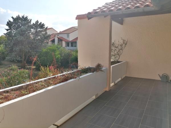 POITIERS EST - QUARTIER DE LA GIBAUDERIE - APPARTEMENT T 3 Poitiers (86000)