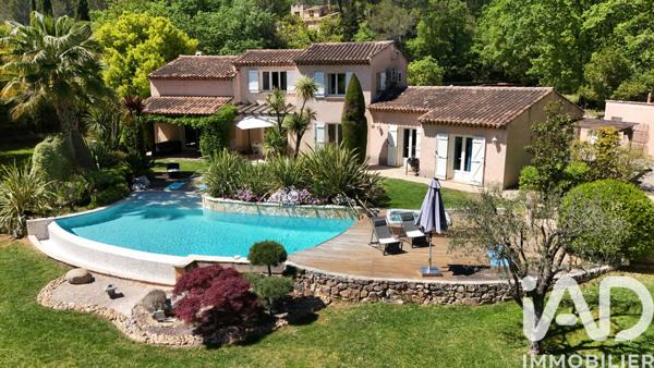 Maison à vendre 9 pièces 261 m² Draguignan