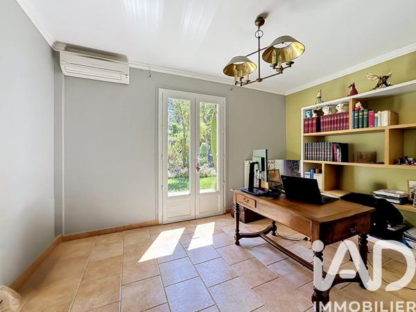 Maison à vendre 9 pièces 261 m² Draguignan