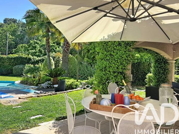 Maison à vendre 9 pièces 261 m² Draguignan