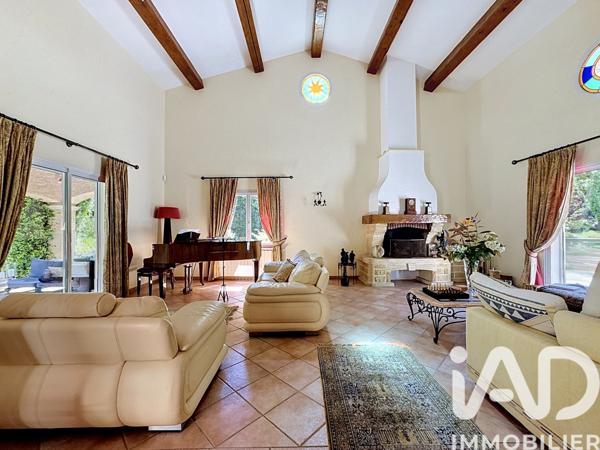 Maison à vendre 9 pièces 261 m² Draguignan