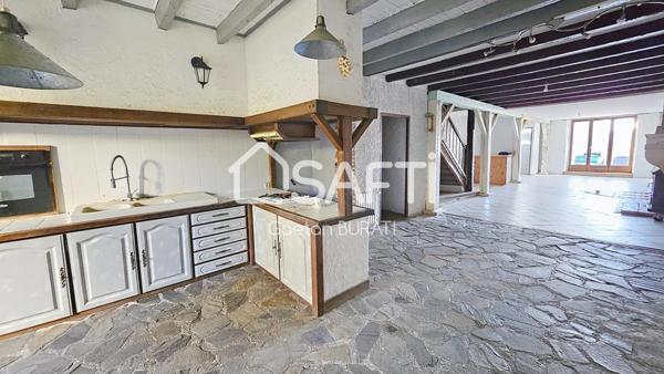 Maison 7 pièces de 203 m²