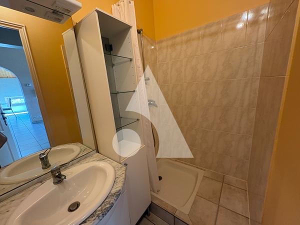Appartement 2 pièces 65.7 m2