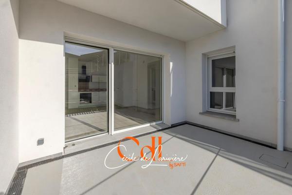 Investissement idéal, plein centre-ville et plein Sud avec terrasse et jardinet !