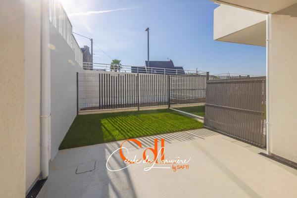 Investissement idéal, plein centre-ville et plein Sud avec terrasse et jardinet !