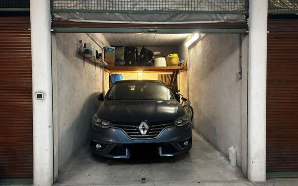 Stationnement à vendre    Nice