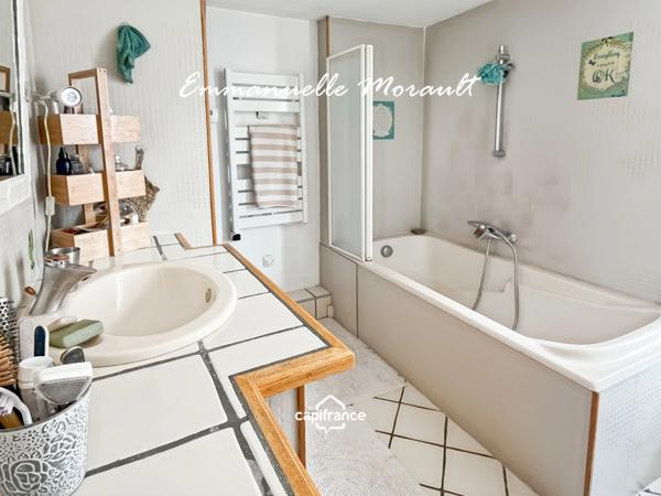 Appartement à vendre 3 pièces BAGNOLS EN FORET (83)