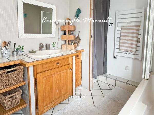 Appartement à vendre 3 pièces BAGNOLS EN FORET (83)