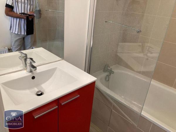 Appartement à louer 2 pièces 47.03m²