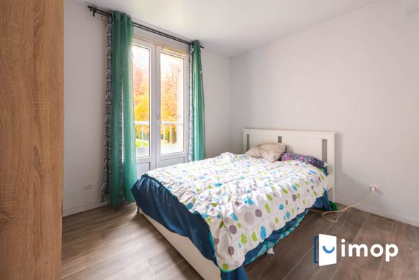 Appartement 4 pièces lumineux proche gare et à faibles charges