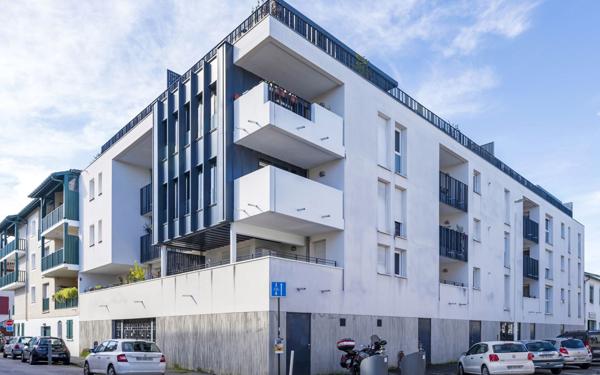 Appartement à vendre    4 pièces • 81,58 m2 Bayonne