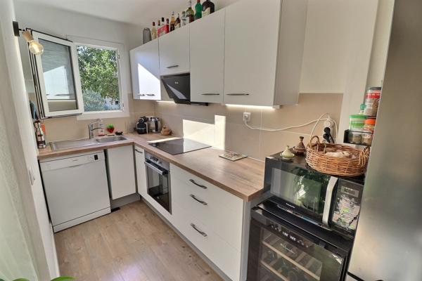 Confortable T2 avec vue sur les oliviers, le seul de ce type en vente à Clapiers