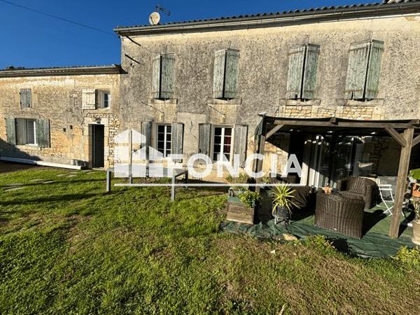 À vendre Maison 4 pièces 153 m² - Cherves-richemont 16370