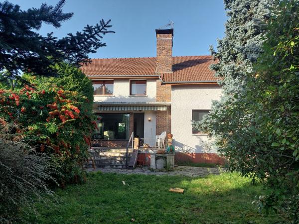 Ormesson-sur-Marne (94490) MAISON FAMILIALE avec 3 chambres, sous-sol total avec garage et jardin