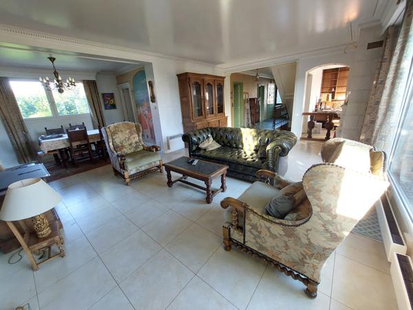 Ormesson-sur-Marne (94490) MAISON FAMILIALE avec 3 chambres, sous-sol total avec garage et jardin