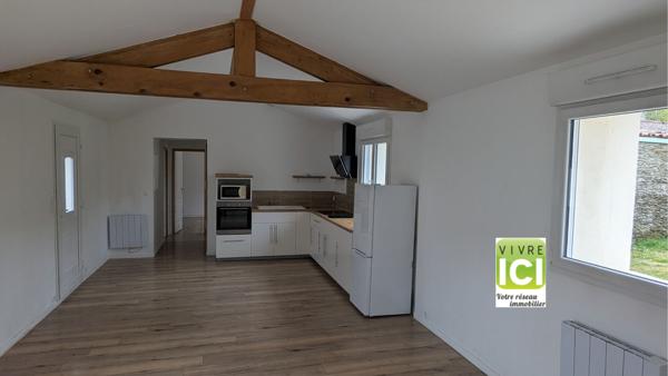 MAISON SAINT JULIEN DE CONCELLES PLAIN PIED CENTRE 67 m2