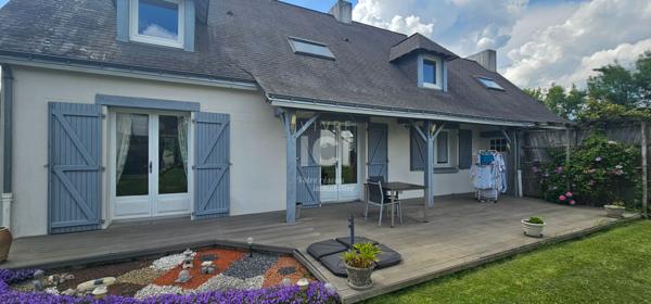 MAISON SAINT JULIEN DE CONCELLES PLAIN PIED CENTRE 67 m2