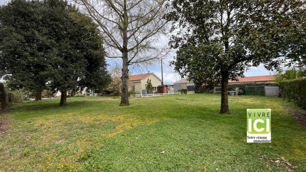 MAISON SAINT JULIEN DE CONCELLES PLAIN PIED CENTRE 67 m2