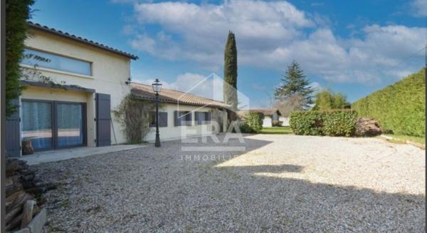 Maison à vendre à Montpon-Ménestérol 11 pièces  314.17 m2