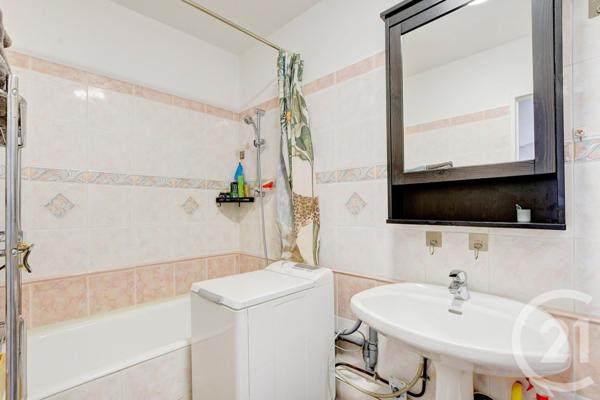 Appartement F2 à vendre  2 pièces - 48,74 m2 PARIS - 75015