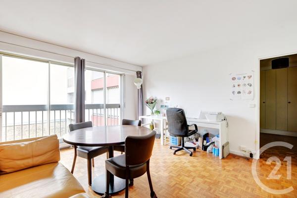 Appartement F2 à vendre  2 pièces - 48,74 m2 PARIS - 75015