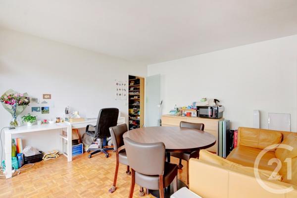 Appartement F2 à vendre  2 pièces - 48,74 m2 PARIS - 75015