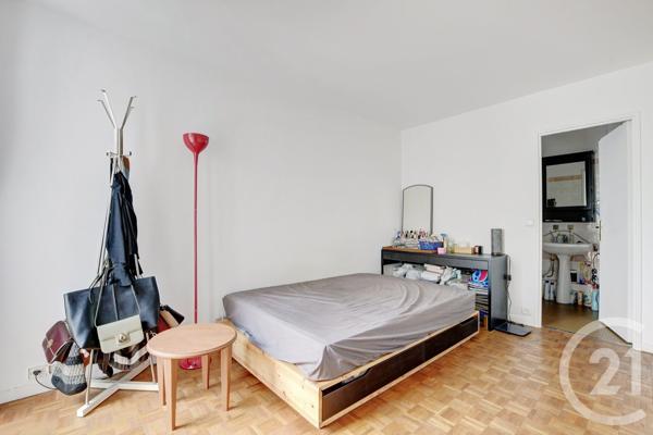 Appartement F2 à vendre  2 pièces - 48,74 m2 PARIS - 75015