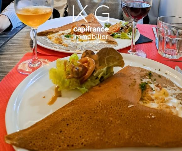 Calvados (14), Crêperie-brasserie avec grande terrasse, licence IV, à proximité immédiate de DEAUVILLE
