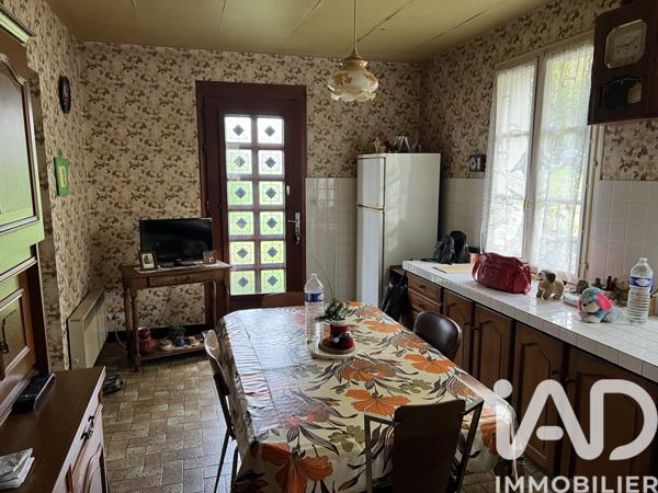 Maison à vendre 4 pièces 111 m² Nanteuil-en-Vallée