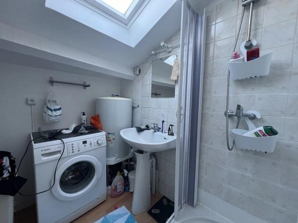 Location                                                      Appartement
                        
                     2 pièces                      41 m2                     à Chaumes-en-Brie