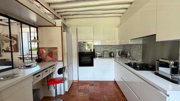 Maison à Houdan, 78550 - 6 pièces 200m²