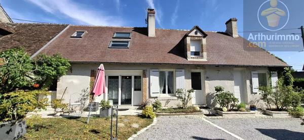 Vente                                                      Immeuble
                        
                     7 pièces                      233 m2                     à Avaray