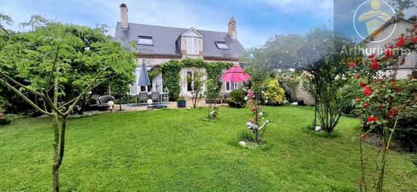 Vente                                                      Immeuble
                        
                     7 pièces                      233 m2                     à Avaray