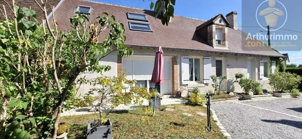 Vente                                                      Immeuble
                        
                     7 pièces                      233 m2                     à Avaray