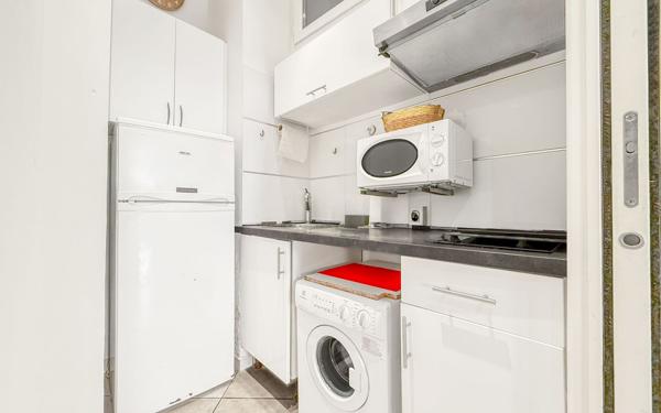 Appartement à vendre    1 pièce • 24,09 m2 Nice