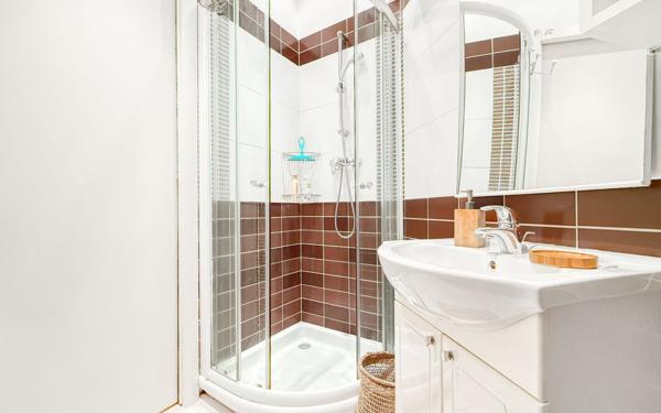 Appartement à vendre    1 pièce • 24,09 m2 Nice