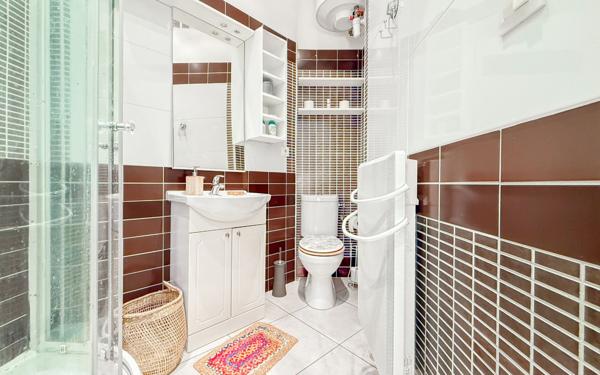 Appartement à vendre    1 pièce • 24,09 m2 Nice