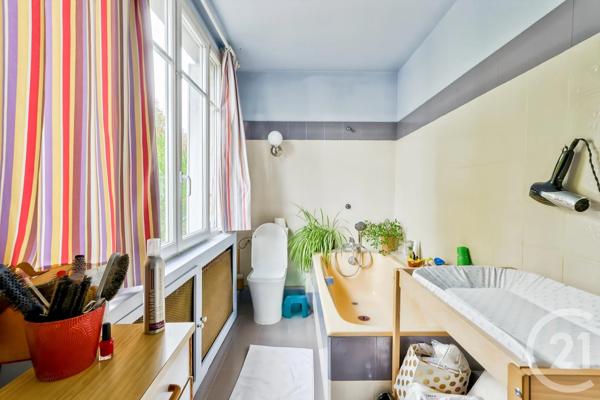 Maison à vendre  5 pièces - 80 m 2   LE BOURGET  - 93