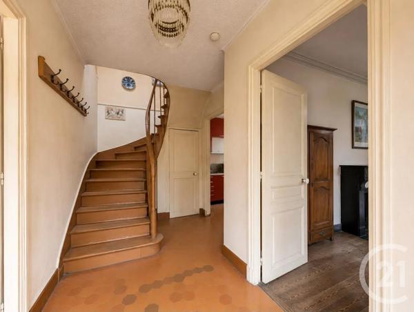 Maison à vendre  4 pièces - 78,46 m 2   SURESNES  - 92