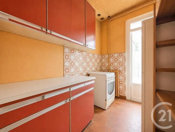 Maison à vendre  4 pièces - 78,46 m 2   SURESNES  - 92