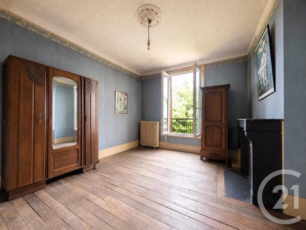 Maison à vendre  4 pièces - 78,46 m 2   SURESNES  - 92