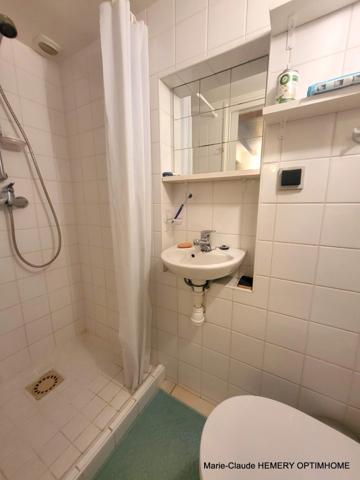 Dinard centre, Appartement T5 de 1ère ligne en pleine vue mer avec jardin et accès à la promenade du Clair de Lune