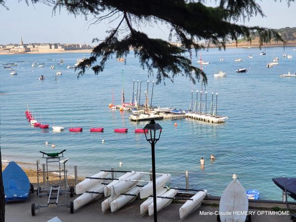 Dinard centre, Appartement T5 de 1ère ligne en pleine vue mer avec jardin et accès à la promenade du Clair de Lune
