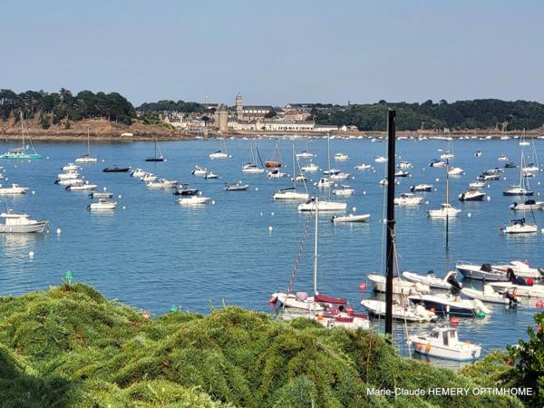 Dinard centre, Appartement T5 de 1ère ligne en pleine vue mer avec jardin et accès à la promenade du Clair de Lune