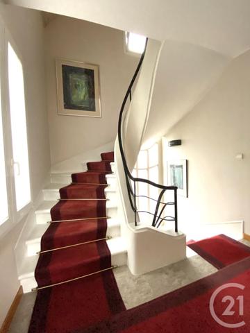 maison à vendre  8 pièces - 220 m2 LA VARENNE ST HILAIRE - 94